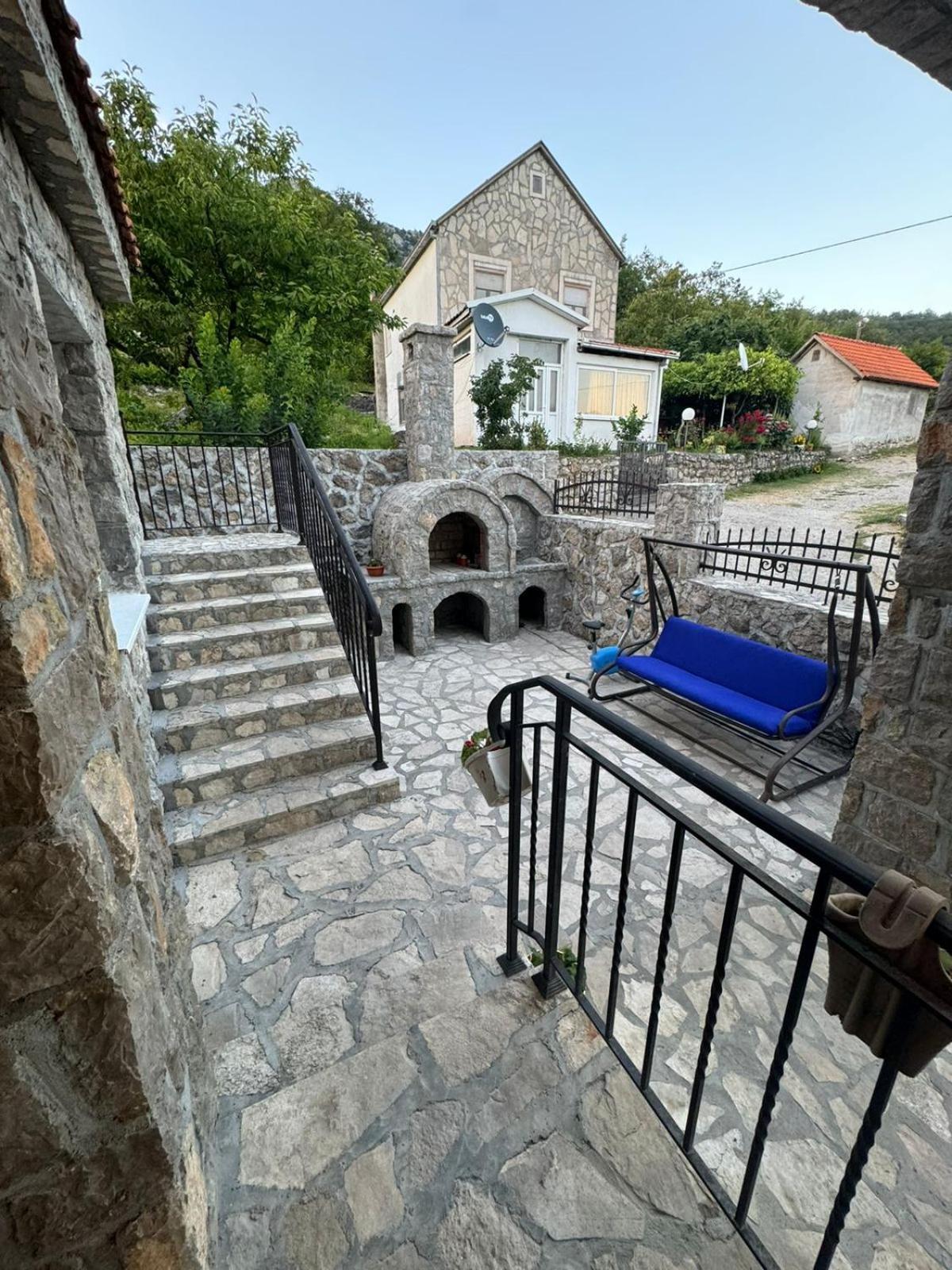 Villagio Virpazar Exterior photo